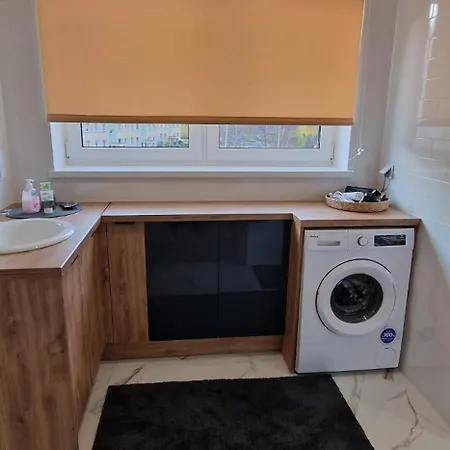 Paderewski Vi Apartmán *